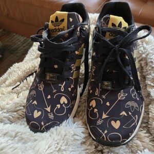 Adidas sneakers rare design!